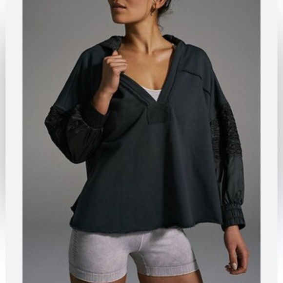 Free People Movement Spin Pullover Hoodie Sweatshirt in Size Large Dark Grey - Picture 1 of 7